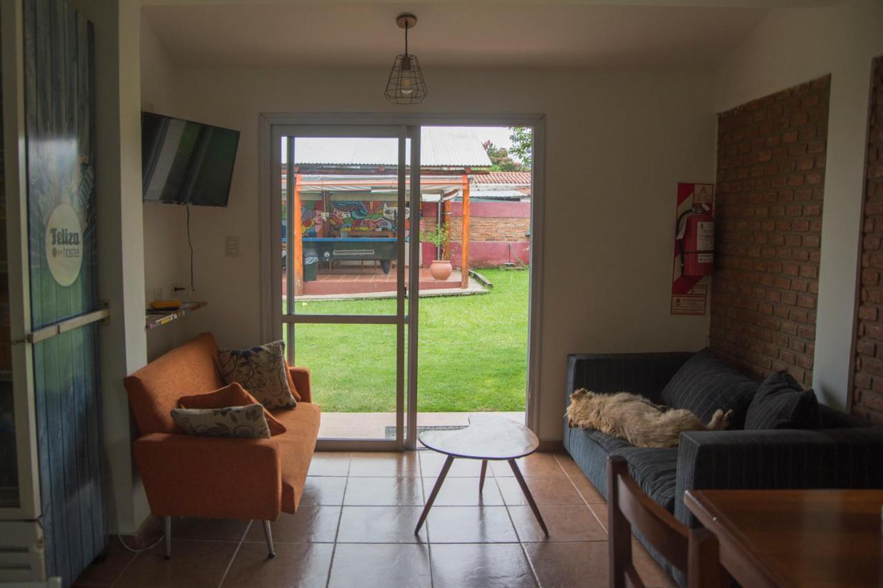 Feliza Hostel Villa Carlos Paz Eksteriør billede