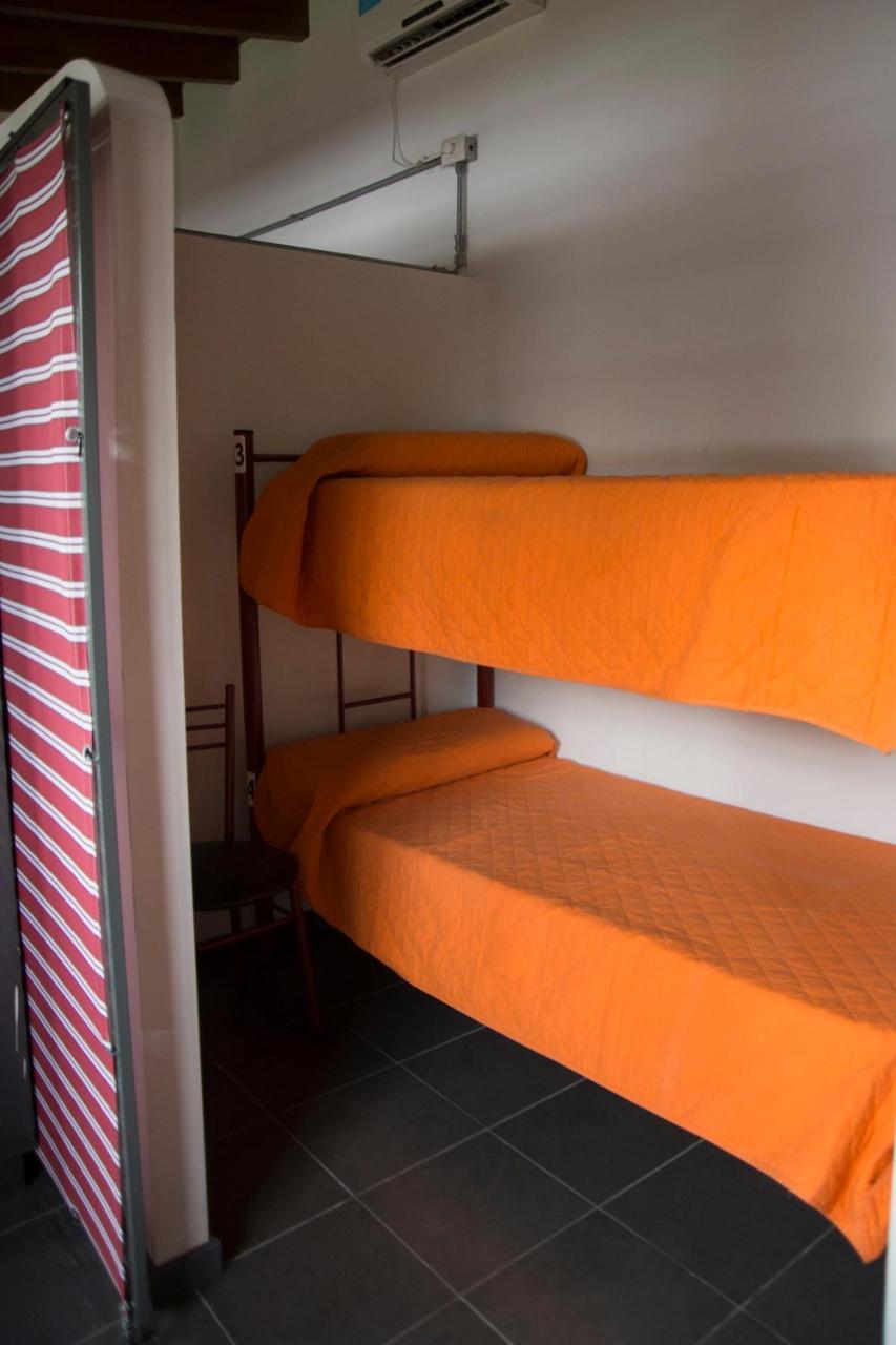 Feliza Hostel Villa Carlos Paz Eksteriør billede