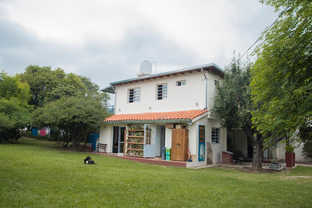 Feliza Hostel Villa Carlos Paz Eksteriør billede