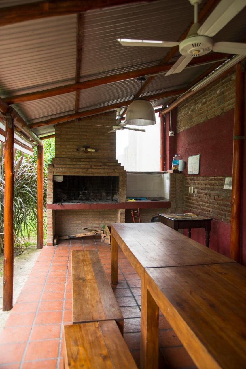 Feliza Hostel Villa Carlos Paz Eksteriør billede