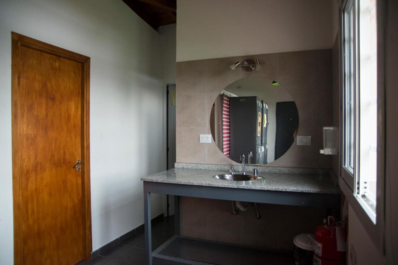 Feliza Hostel Villa Carlos Paz Eksteriør billede